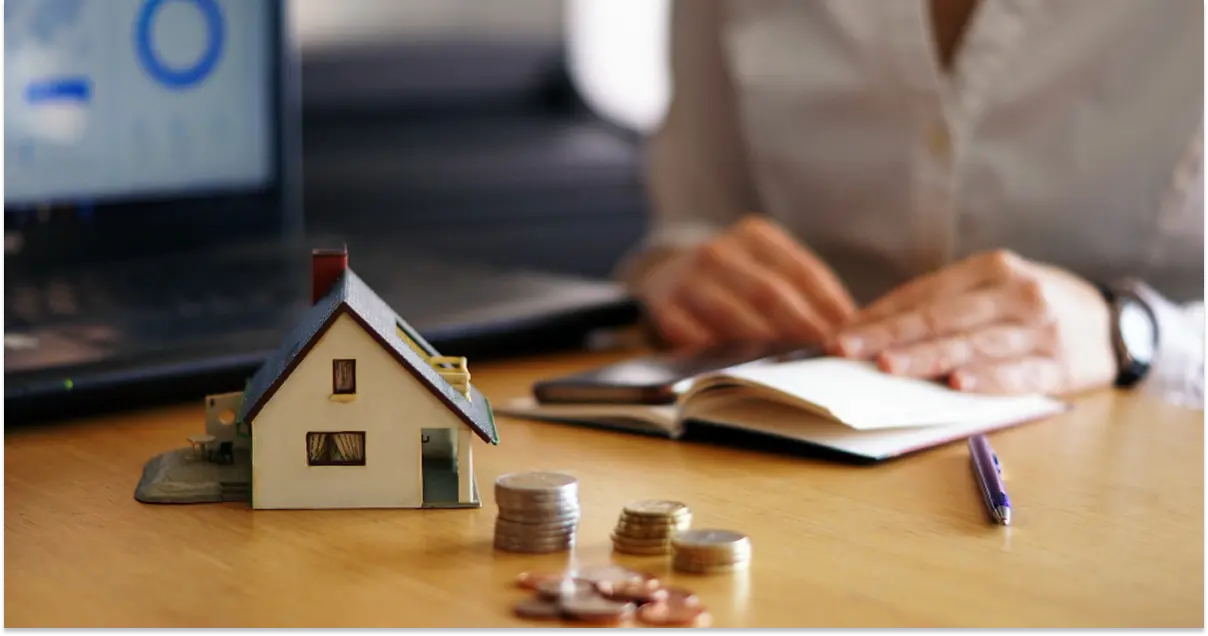 How Mortgage Calculator and Compound Interest Impact Refinancing in Canada